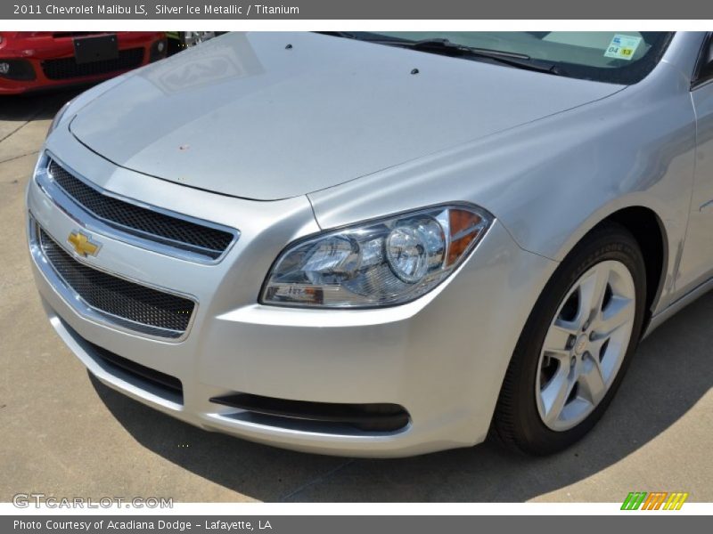 Silver Ice Metallic / Titanium 2011 Chevrolet Malibu LS
