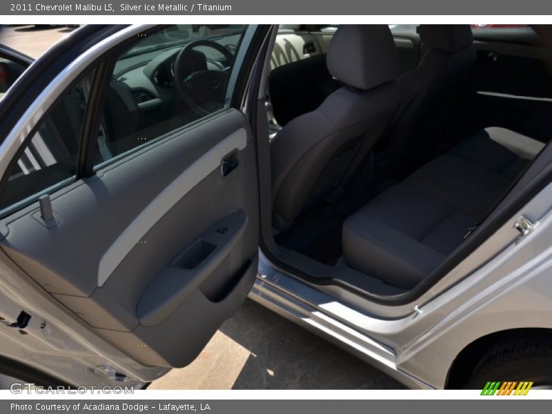 Silver Ice Metallic / Titanium 2011 Chevrolet Malibu LS