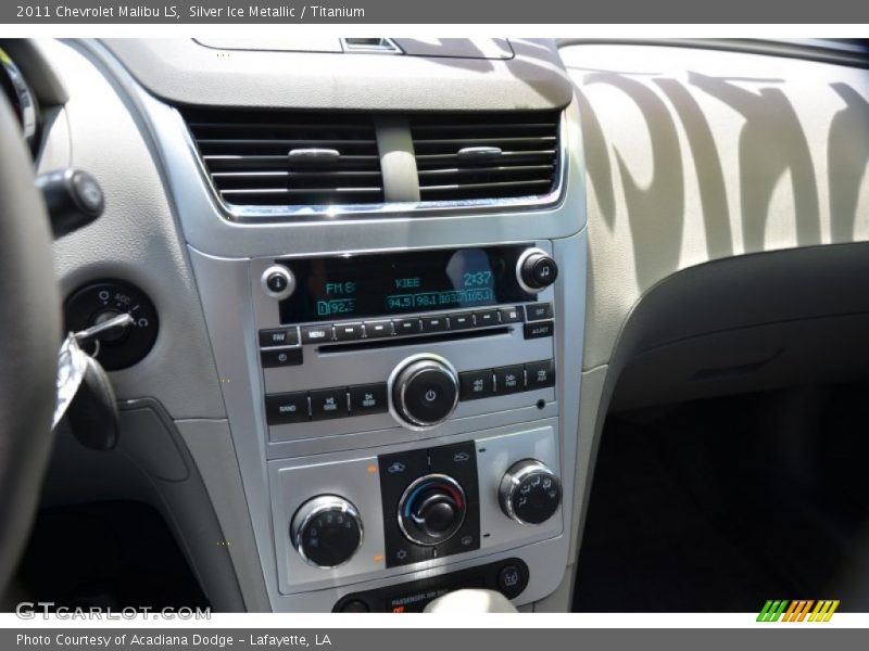 Silver Ice Metallic / Titanium 2011 Chevrolet Malibu LS