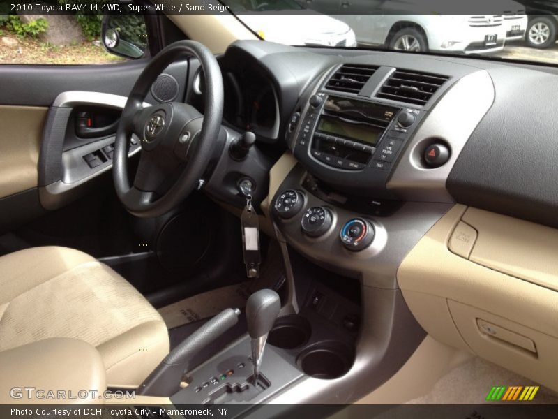 Super White / Sand Beige 2010 Toyota RAV4 I4 4WD