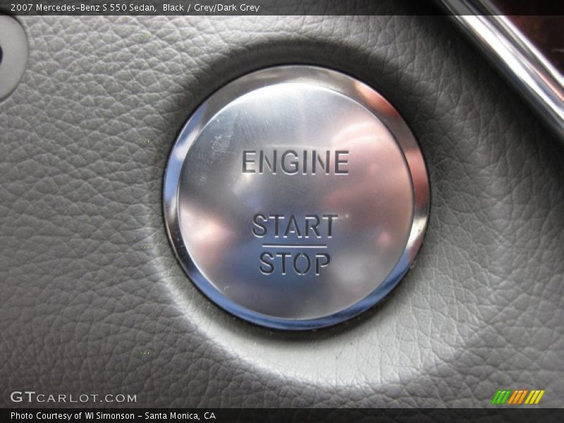 Black / Grey/Dark Grey 2007 Mercedes-Benz S 550 Sedan