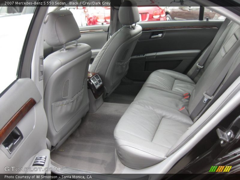 Black / Grey/Dark Grey 2007 Mercedes-Benz S 550 Sedan