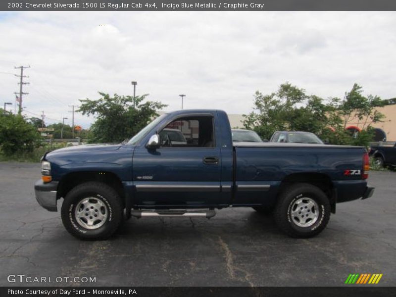 Indigo Blue Metallic / Graphite Gray 2002 Chevrolet Silverado 1500 LS Regular Cab 4x4