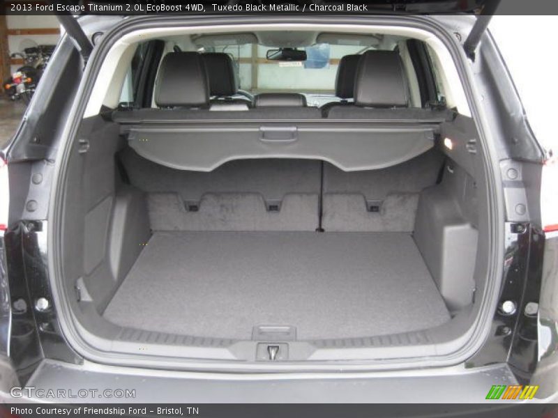  2013 Escape Titanium 2.0L EcoBoost 4WD Trunk
