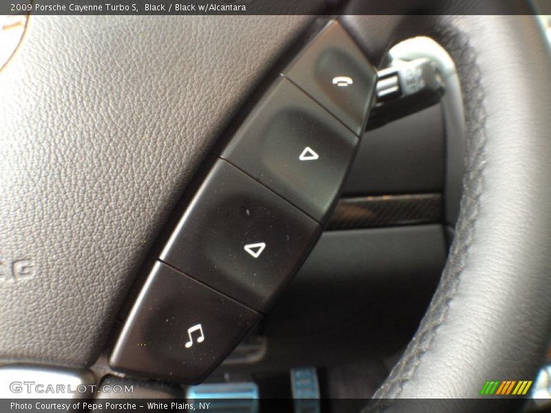 Controls of 2009 Cayenne Turbo S