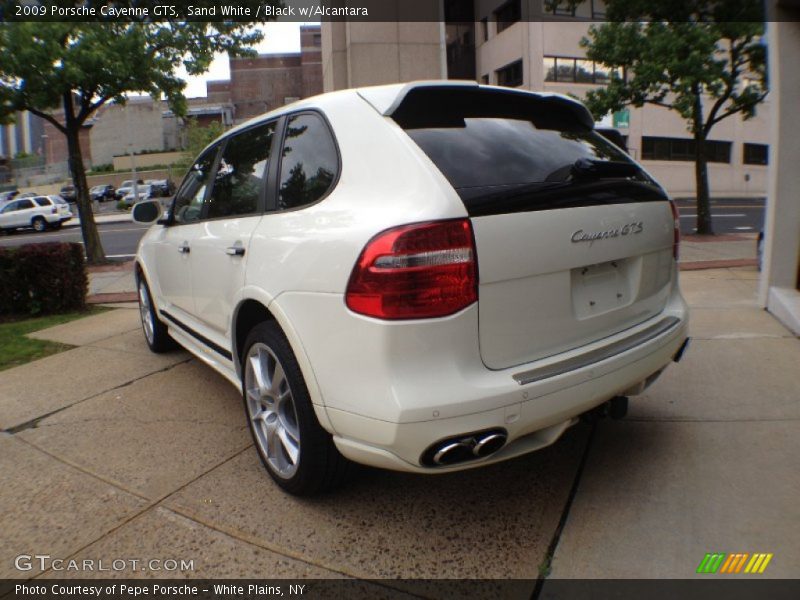 Sand White / Black w/Alcantara 2009 Porsche Cayenne GTS