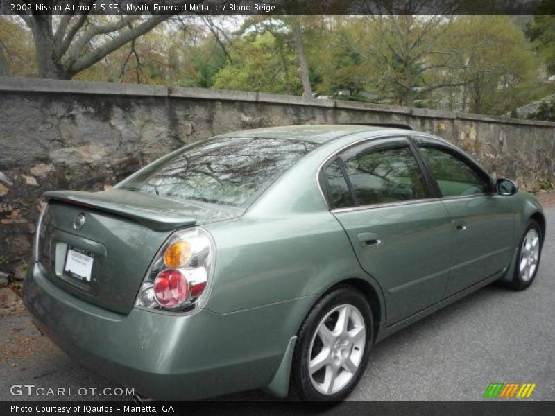 Mystic Emerald Metallic / Blond Beige 2002 Nissan Altima 3.5 SE