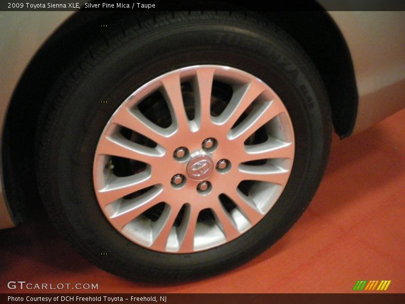 Silver Pine Mica / Taupe 2009 Toyota Sienna XLE