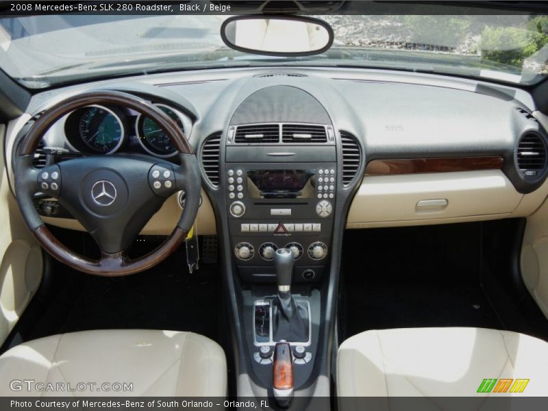 Dashboard of 2008 SLK 280 Roadster