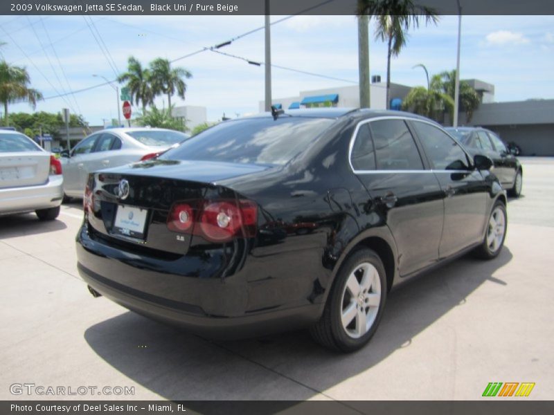 Black Uni / Pure Beige 2009 Volkswagen Jetta SE Sedan