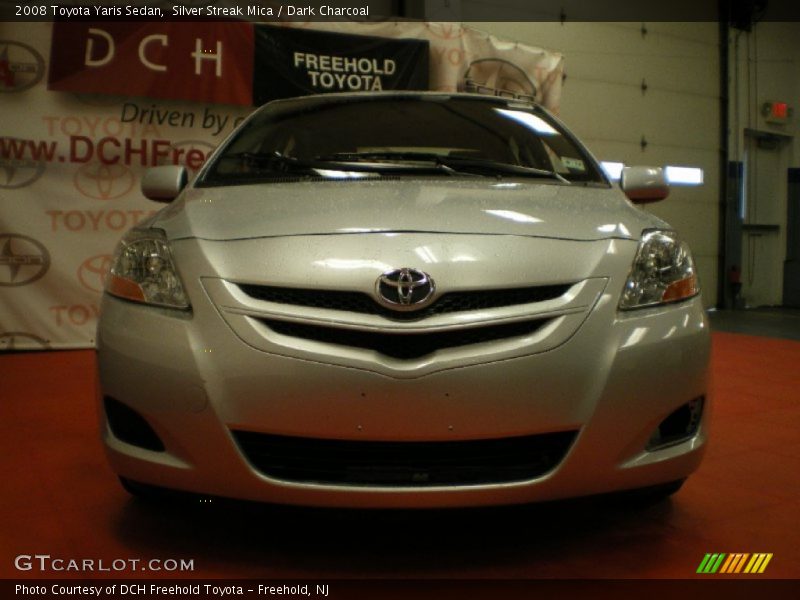 Silver Streak Mica / Dark Charcoal 2008 Toyota Yaris Sedan