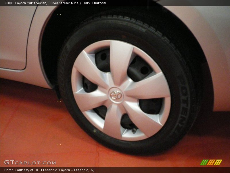 Silver Streak Mica / Dark Charcoal 2008 Toyota Yaris Sedan