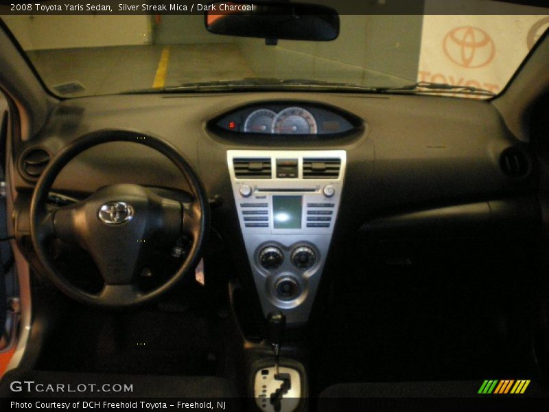 Silver Streak Mica / Dark Charcoal 2008 Toyota Yaris Sedan