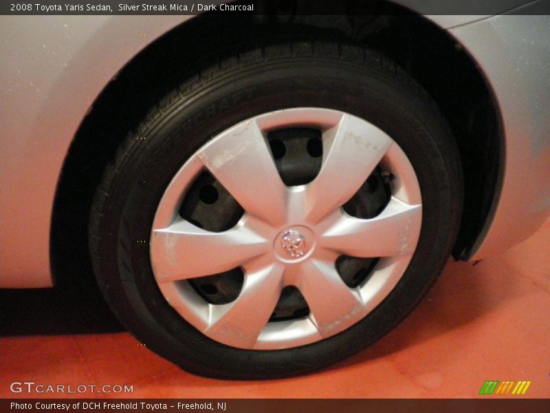 Silver Streak Mica / Dark Charcoal 2008 Toyota Yaris Sedan