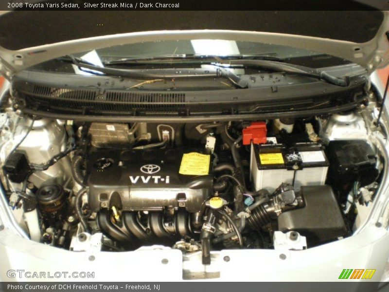 Silver Streak Mica / Dark Charcoal 2008 Toyota Yaris Sedan