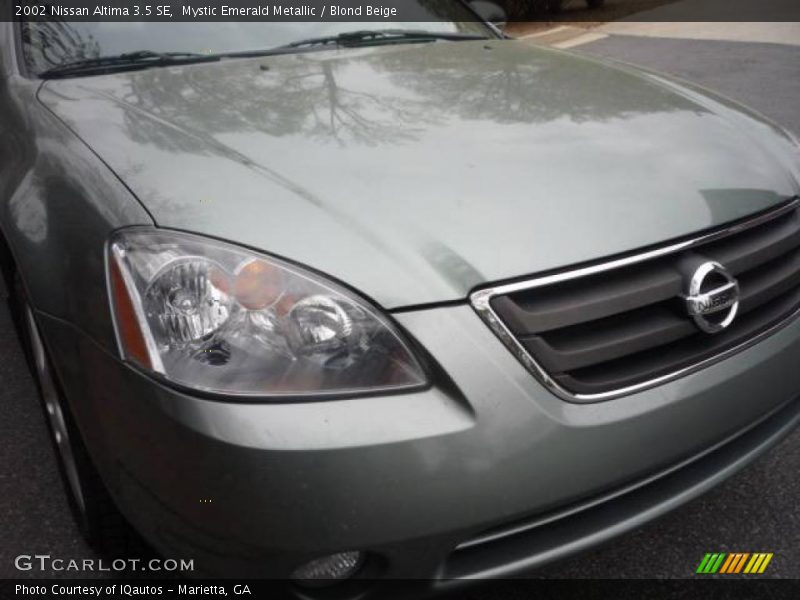 Mystic Emerald Metallic / Blond Beige 2002 Nissan Altima 3.5 SE