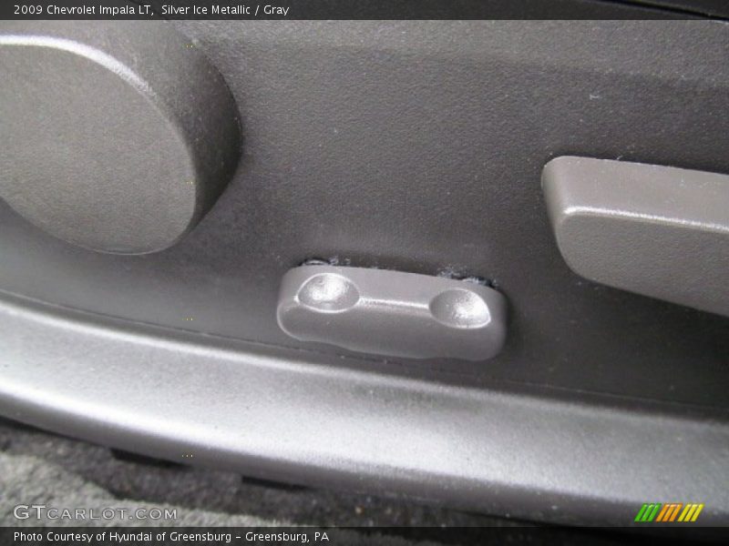 Silver Ice Metallic / Gray 2009 Chevrolet Impala LT