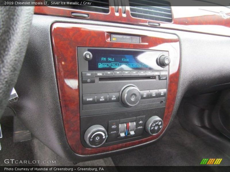 Silver Ice Metallic / Gray 2009 Chevrolet Impala LT