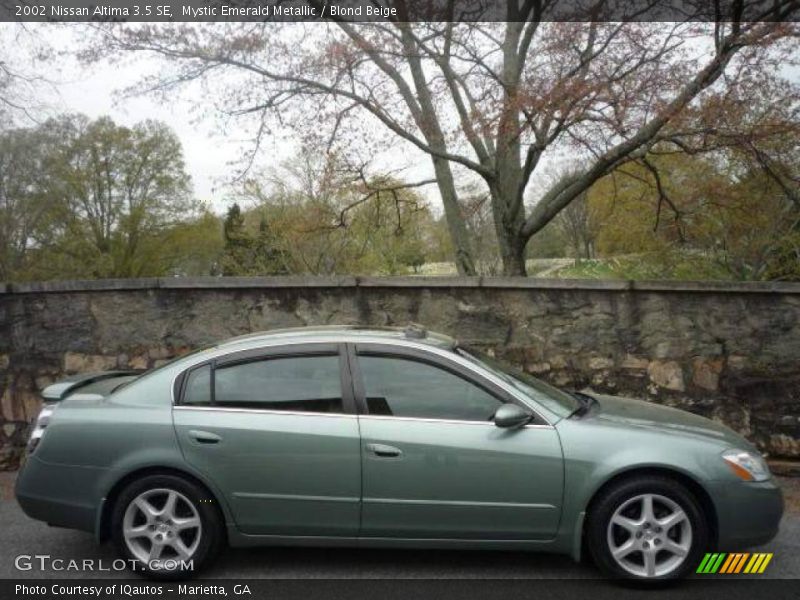 Mystic Emerald Metallic / Blond Beige 2002 Nissan Altima 3.5 SE