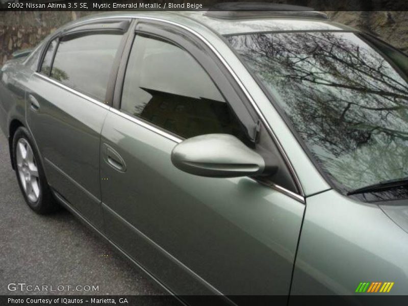 Mystic Emerald Metallic / Blond Beige 2002 Nissan Altima 3.5 SE