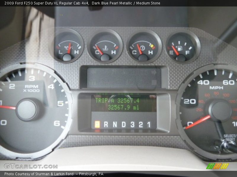  2009 F250 Super Duty XL Regular Cab 4x4 XL Regular Cab 4x4 Gauges