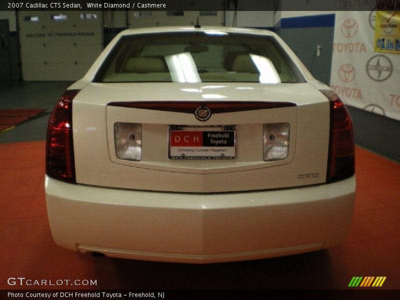 White Diamond / Cashmere 2007 Cadillac CTS Sedan