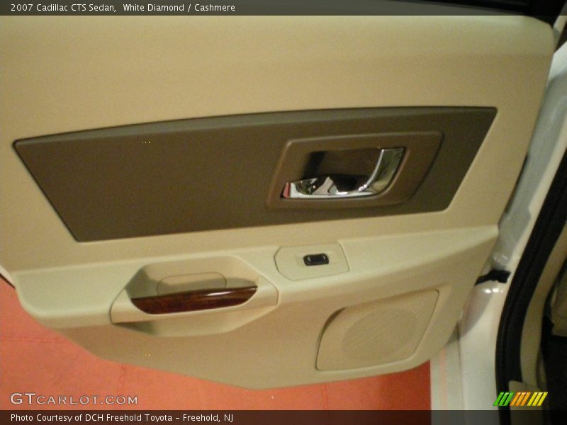 White Diamond / Cashmere 2007 Cadillac CTS Sedan