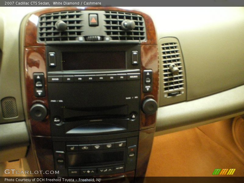 White Diamond / Cashmere 2007 Cadillac CTS Sedan