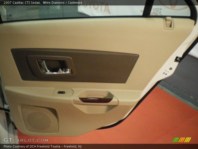White Diamond / Cashmere 2007 Cadillac CTS Sedan