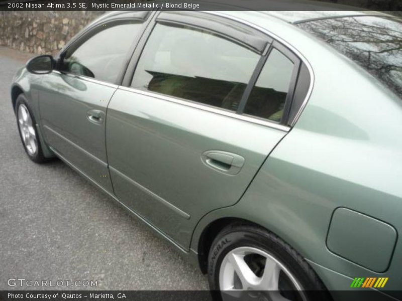 Mystic Emerald Metallic / Blond Beige 2002 Nissan Altima 3.5 SE