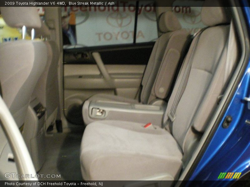 Blue Streak Metallic / Ash 2009 Toyota Highlander V6 4WD