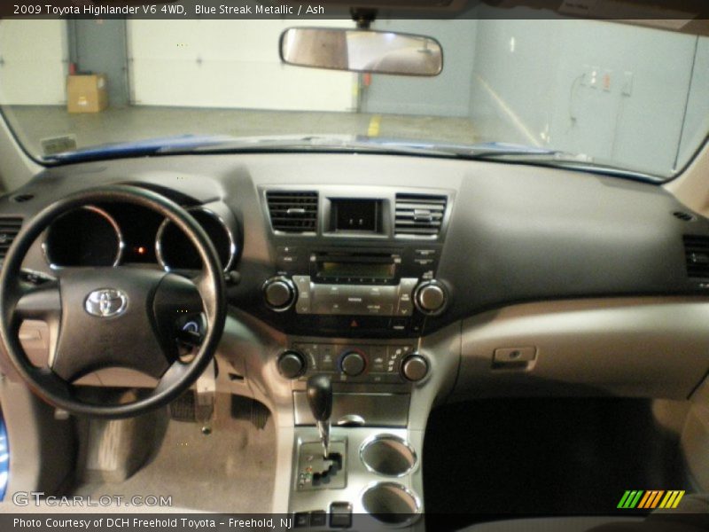 Blue Streak Metallic / Ash 2009 Toyota Highlander V6 4WD
