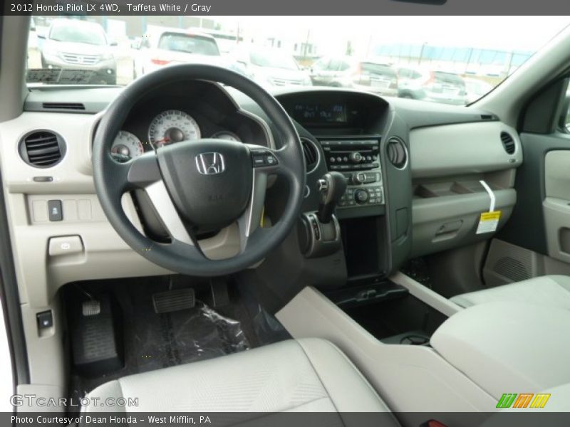  2012 Pilot LX 4WD Gray Interior