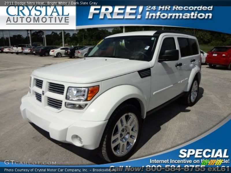 Bright White / Dark Slate Gray 2011 Dodge Nitro Heat