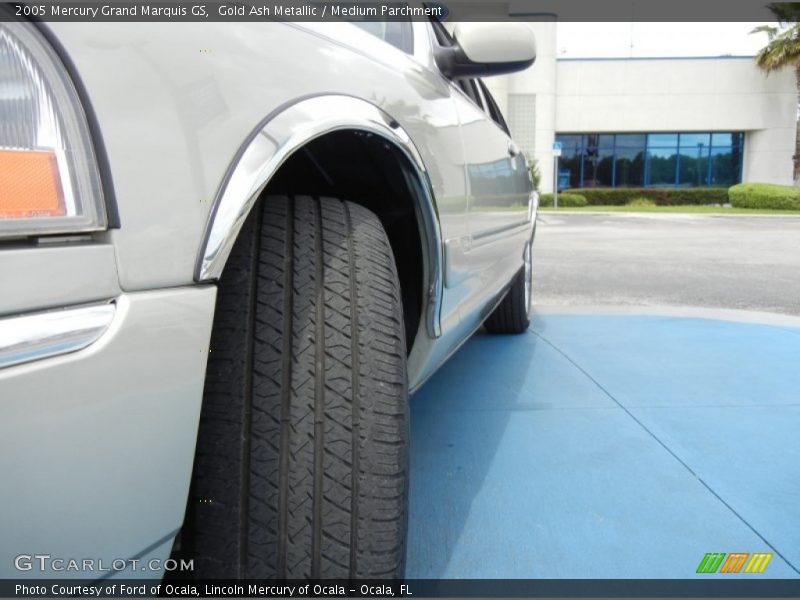 Gold Ash Metallic / Medium Parchment 2005 Mercury Grand Marquis GS