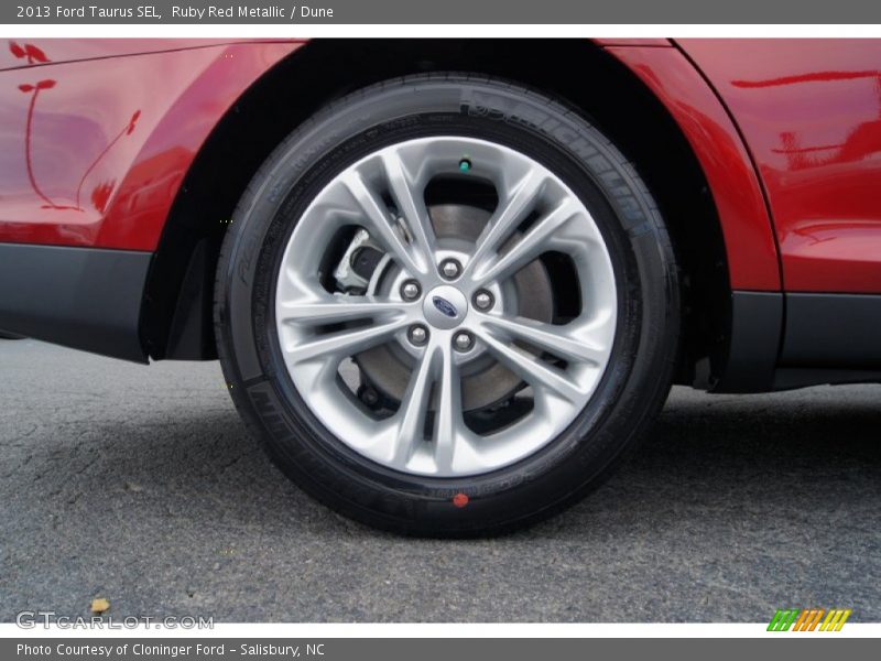 Ruby Red Metallic / Dune 2013 Ford Taurus SEL