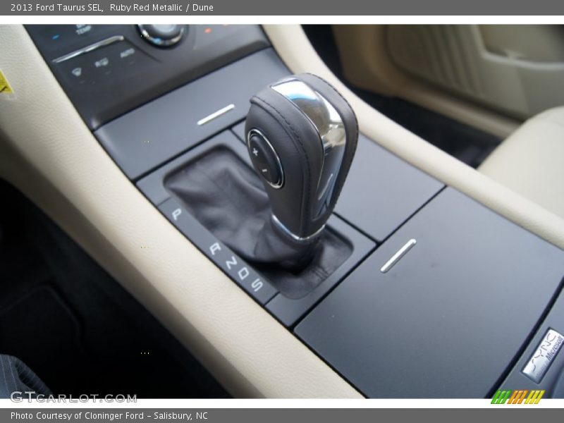 Ruby Red Metallic / Dune 2013 Ford Taurus SEL