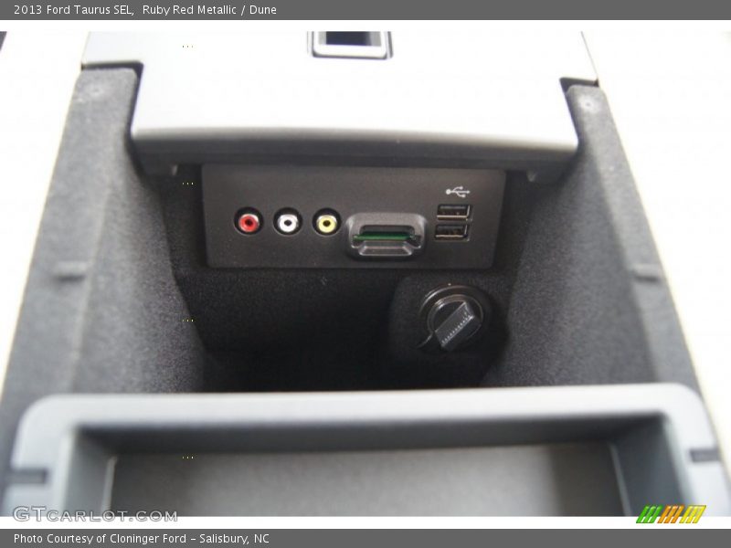 Ruby Red Metallic / Dune 2013 Ford Taurus SEL