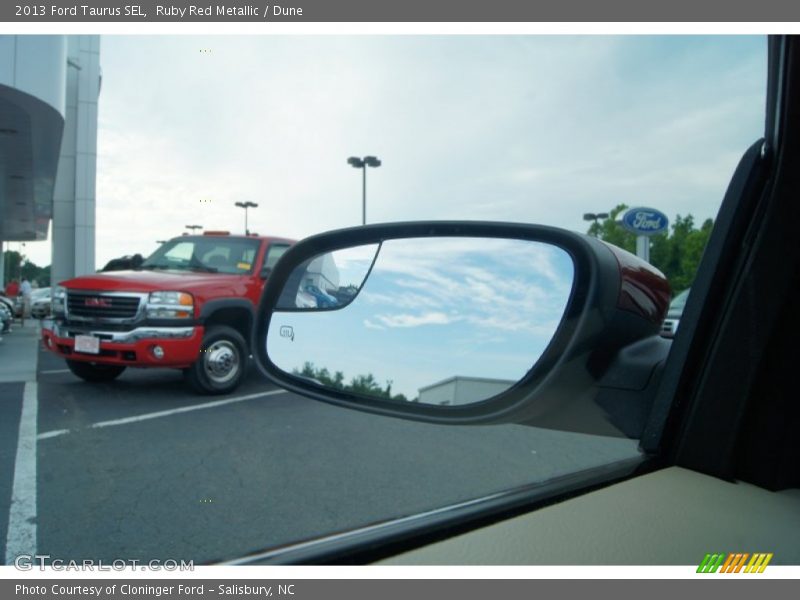 Ruby Red Metallic / Dune 2013 Ford Taurus SEL