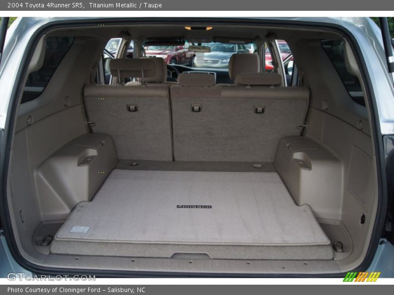  2004 4Runner SR5 Trunk