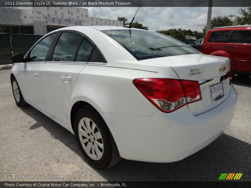 Summit White / Jet Black/Medium Titanium 2011 Chevrolet Cruze LS