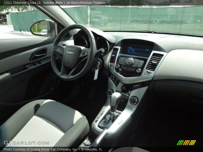 Summit White / Jet Black/Medium Titanium 2011 Chevrolet Cruze LS