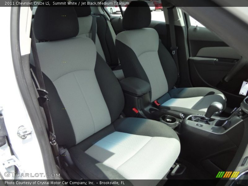 Summit White / Jet Black/Medium Titanium 2011 Chevrolet Cruze LS