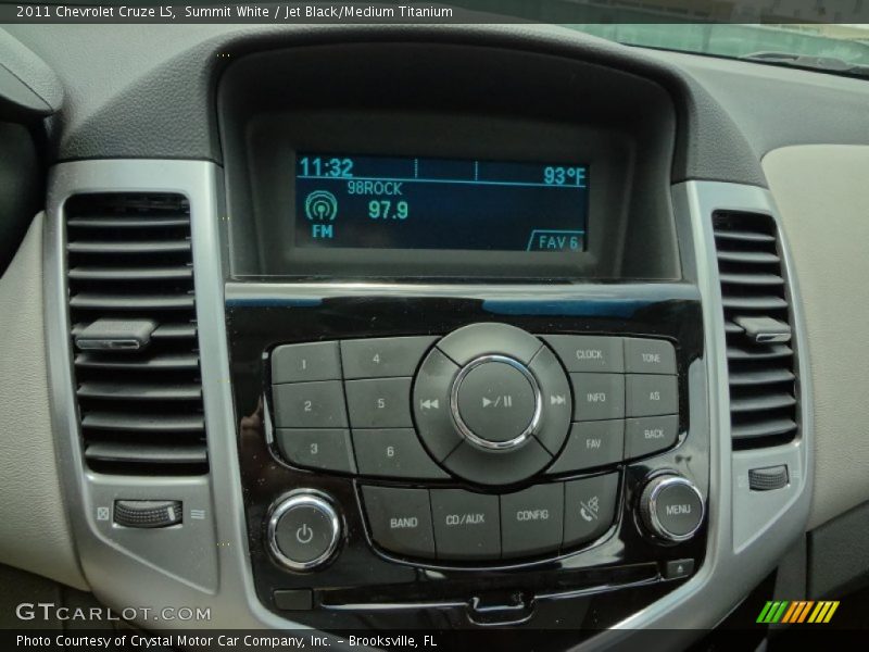 Summit White / Jet Black/Medium Titanium 2011 Chevrolet Cruze LS