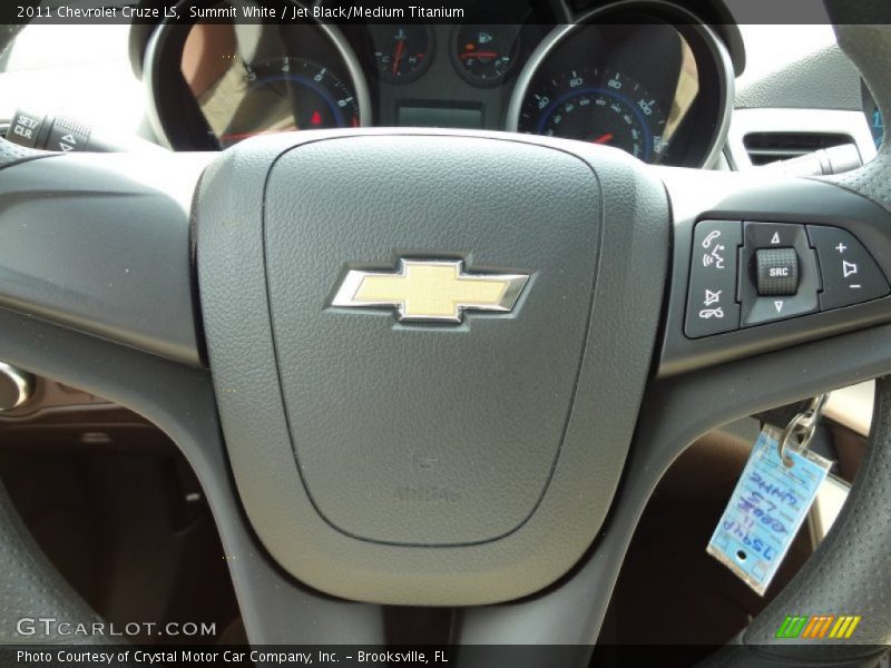 Summit White / Jet Black/Medium Titanium 2011 Chevrolet Cruze LS