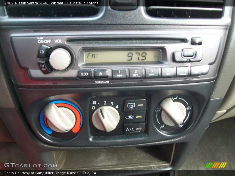 Vibrant Blue Metallic / Stone 2002 Nissan Sentra SE-R