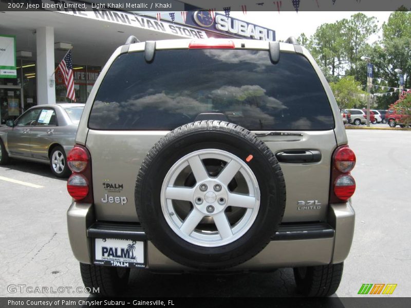 Light Khaki Metallic / Khaki 2007 Jeep Liberty Limited