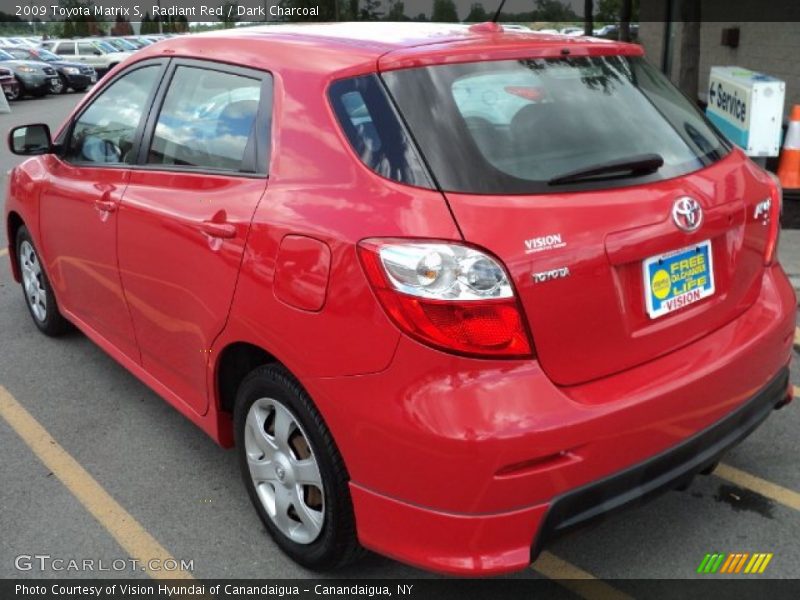 Radiant Red / Dark Charcoal 2009 Toyota Matrix S