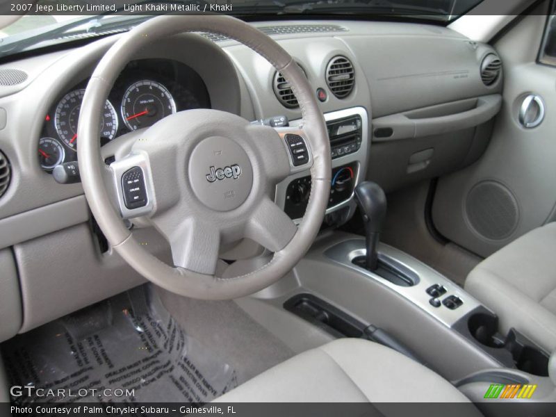 Light Khaki Metallic / Khaki 2007 Jeep Liberty Limited