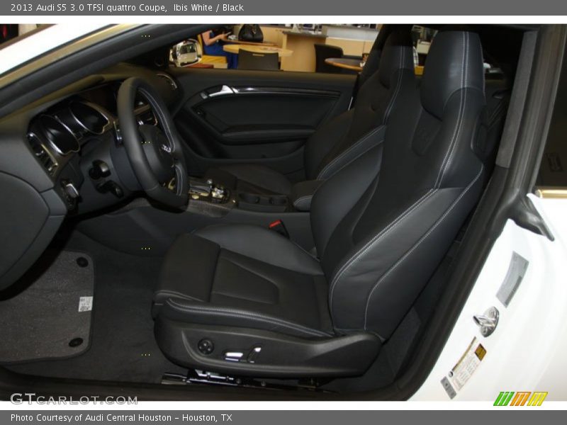 Ibis White / Black 2013 Audi S5 3.0 TFSI quattro Coupe